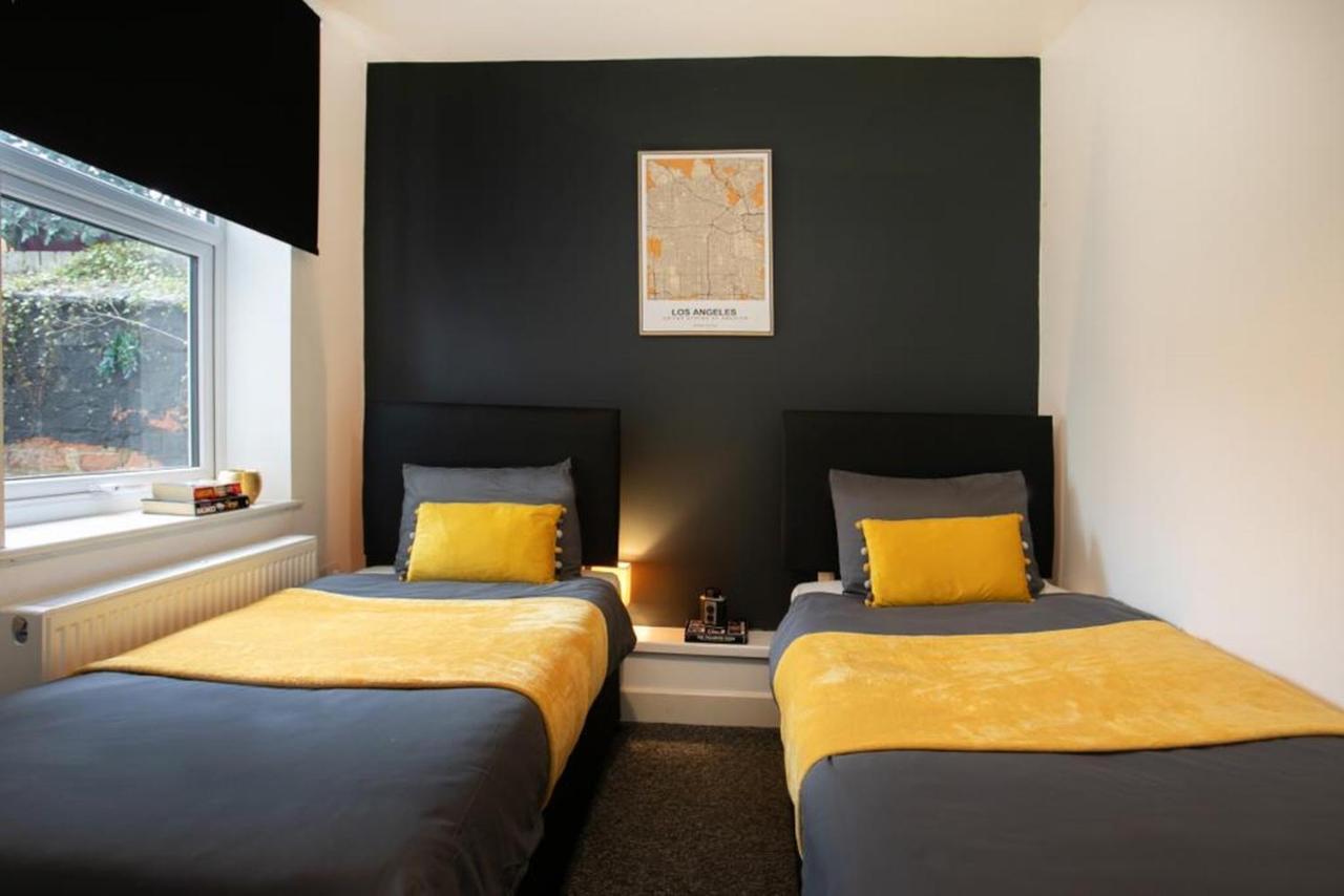 Spacious 2 Bedroom Apartments - 5 Mins From Qmc, Universities And City Centre! 노팅엄 외부 사진